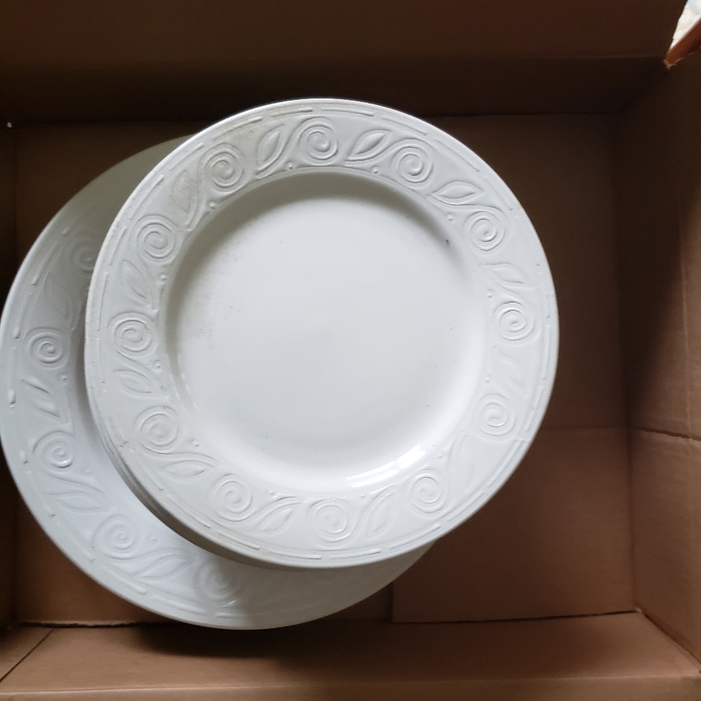 Plates and bowls